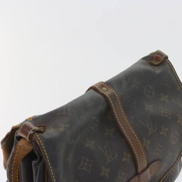 LOUIS VUITTON Monogram Saumur 30 Shoulder Bag M42256 - Picture 7 of 13